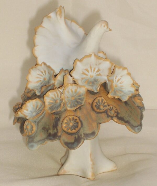 ‘Dove Tree’ – Gold
