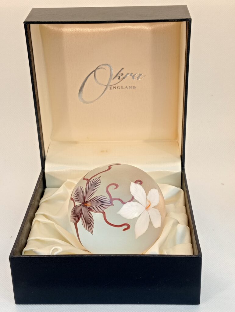 Moonflower (Triple Flower) Paperweight