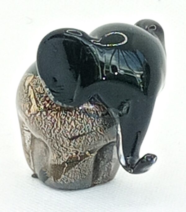 Black Azurene 'Minimal Elephant'